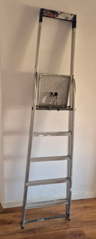 Escalera Hailo Plegable Aluminio