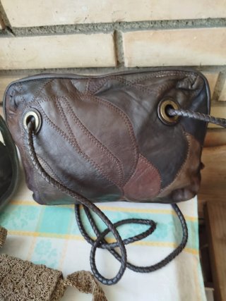 Bolsos de piel y varios modelos
