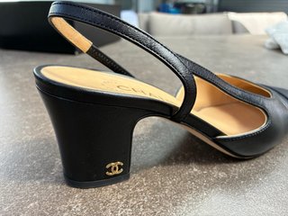 Zapatos Chanel Slingback Negros