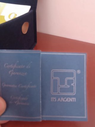 Sveglia da tavolo con custodia, in argento