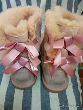 Botas UGG rosa palo talla 37