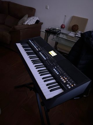 Teclado Yamaha SX600