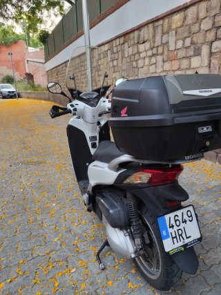 Honda SH300I Blanca