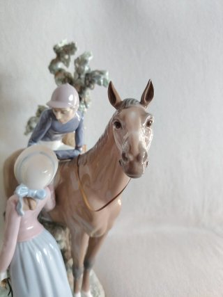 Figura Lladró Jockey y Damita