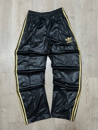 Chándal Adidas Vintage Chile 62 Negro/Dorado