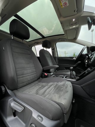 Volkswagen Touran 7 PLAZAS+150CV+TECHO+CAMARA+FULL
