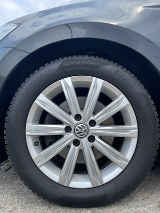 Volkswagen Touran 7 PLAZAS+150CV+TECHO+CAMARA+FULL