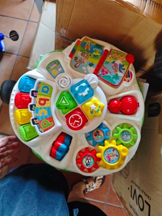 Mesa de juego infantil Clementoni