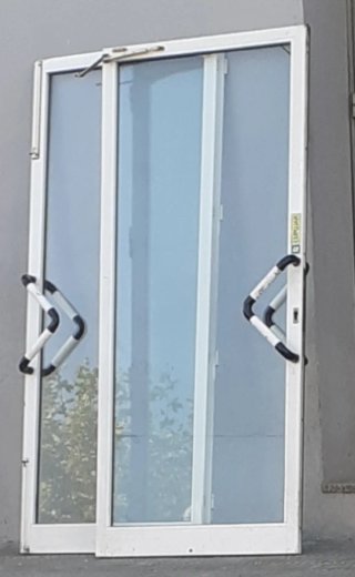 Puertas de aluminio con cristal