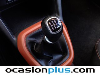 Hyundai i10 1.0 Tecno Orange 49 kW (66 CV)