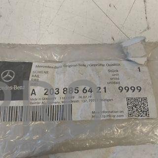 MOLDURA PARACHOQUES DELANTERO MERCEDES C NUEVO