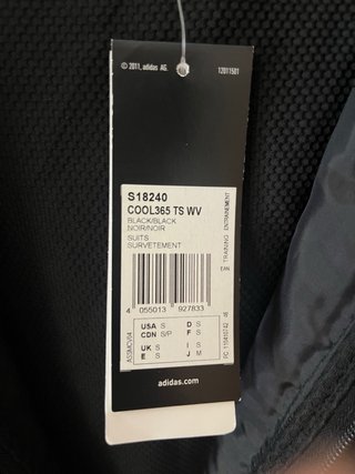 Chaqueta Adidas Negra con Capucha