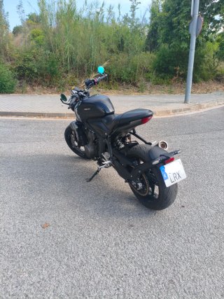 Triumph Trident 660