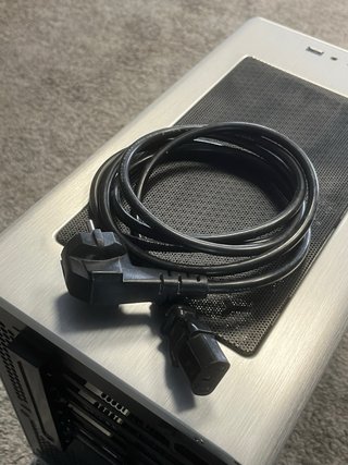 Workstation Xeon E-2244G + RTX4000 8GB + 64GB RAM