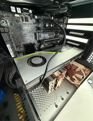 Workstation Xeon E-2244G + RTX4000 8GB + 64GB RAM