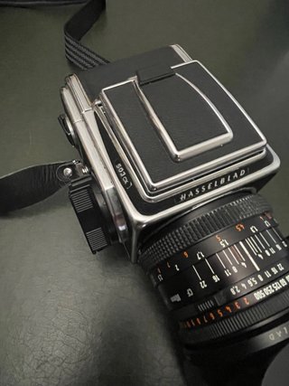 Hasselblad 503CX + Zeiss 80/2.8