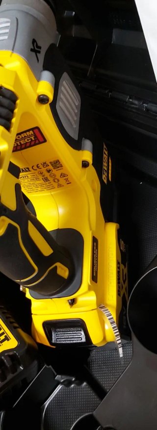 Taladro Percutor DeWalt XR SDS-Plus sin escobillas