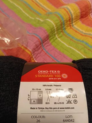 3 Mega Ovillos Lana  acrílica Negro, Blanco y gris