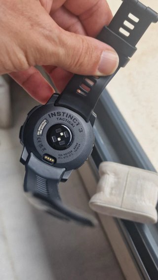 Garmin Instinct 3 Tactical AMOLED Negro
