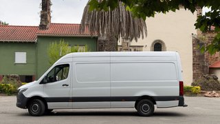 MERCEDES SPRINTER 2022 L3H2 MANUAL FULL EQUIPE