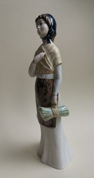 FIGURA DE PORCELANA REX SEGADORA