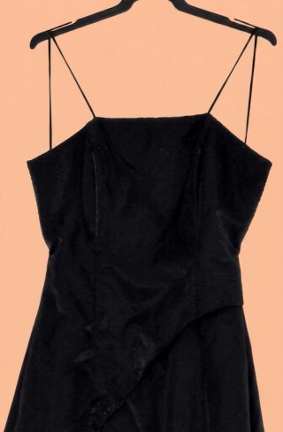 Vestido de fiesta negro elegante