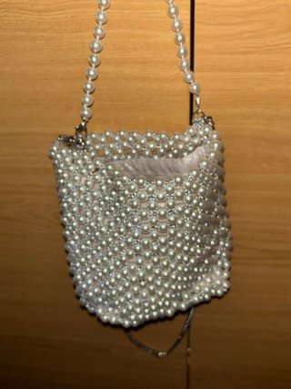 Bolso Zara perlas blanco y plateado