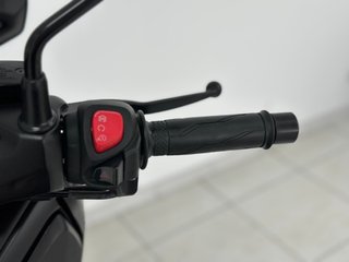 YAMAHA XMAX 300
