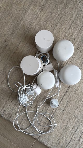 Google Nest Wifi Router y 4 Puntos de Acceso