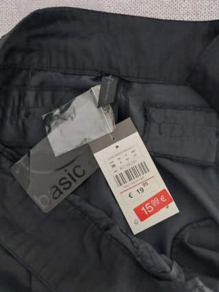Pantalón de raso negro