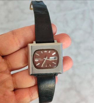 Reloj Seiko 5 TV Automático