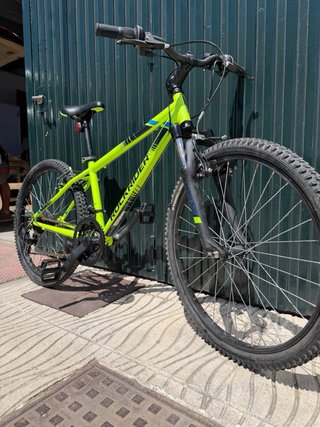 Bicicleta Rockrider ST500 24"