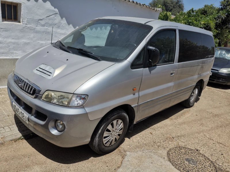 Hyundai H-1 2002 - foto 1