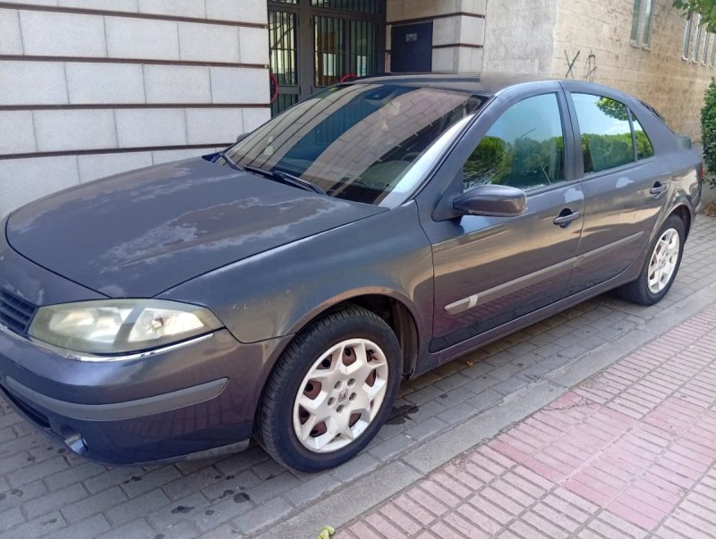 Renault Laguna 2005 - foto 1