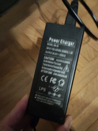 Patinete Eléctrico Plegable 24V + Cargador