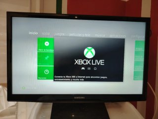 Xbox 360 Bianca e Call of Duty 2. LEGGERE.
