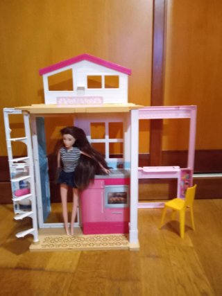 Casa Barbie y Muñecas