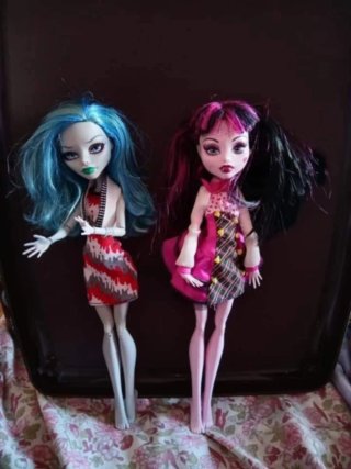 Casa Barbie y Muñecas