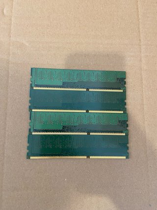 4 memorias RAM DDR3 de 4GB