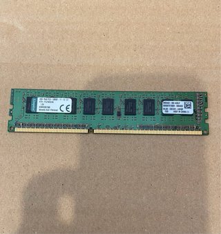 4 memorias RAM DDR3 de 4GB