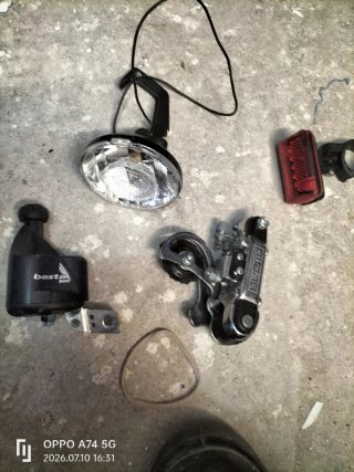 Accesorios Bicicleta: Luces y Cambio