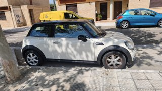 MINI Cooper 2010
