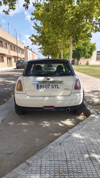 MINI Cooper 2010