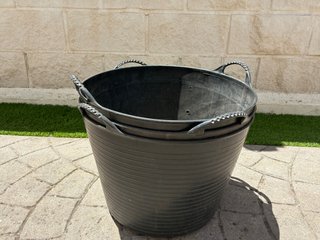 Cubetas de plástico flexibles (2 unidades)
