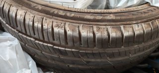 2 Neumáticos Traseros Coche