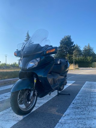 Suzuki Burgman 650