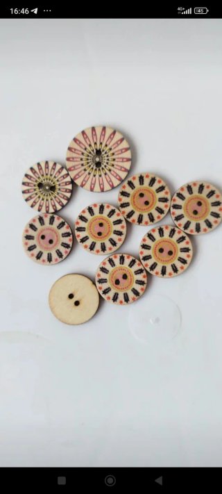 9 bottoni in legno retrò