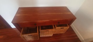 Cómoda de madera