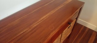 Cómoda de madera