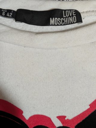 Sudadera Love Moschino lazo rojo